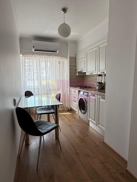 Vanzare apartament cu 2 camere pe bd Unirii-Tribunal stradal