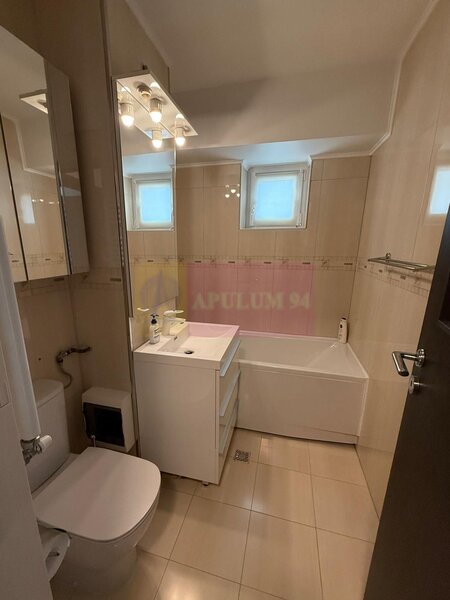Vanzare apartament cu 2 camere pe bd Unirii-Tribunal stradal